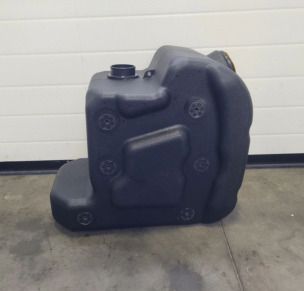 ZBIORNIK AD BULE VOLVO FH4 LOW DECK OM 23251717 CHWALIM116 - Rezervor pentru AdBlue pentru Camion: Foto 2 ZBIORNIK AD BULE VOLVO FH4 LOW DECK OM 23251717 CHWALIM116 - Rezervor pentru AdBlue pentru Camion: Foto 2