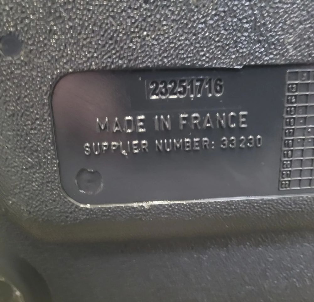 ZBIORNIK AD BULE VOLVO FH4 LOW DECK OM 23251717 CHWALIM116 - Rezervor pentru AdBlue pentru Camion: Foto 3 ZBIORNIK AD BULE VOLVO FH4 LOW DECK OM 23251717 CHWALIM116 - Rezervor pentru AdBlue pentru Camion: Foto 3