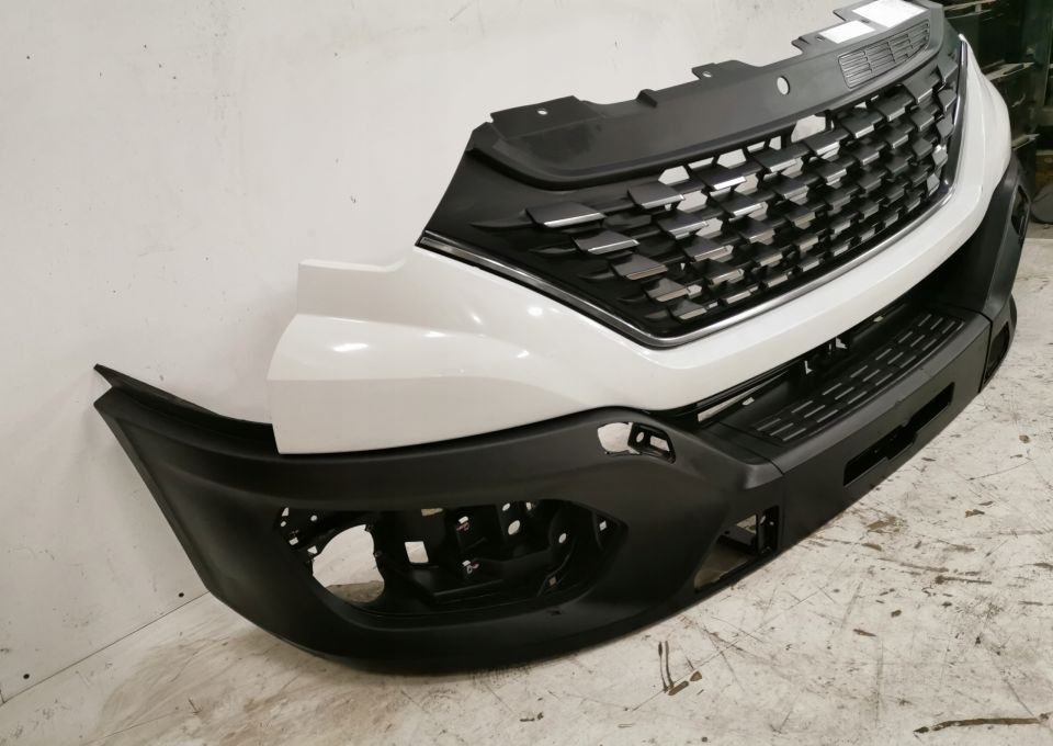 ZDERZAK GRILL IVECO DAYLY NOWY MODEL 2019r - Bară de protecție pentru Autoutilitară: Foto 3 ZDERZAK GRILL IVECO DAYLY NOWY MODEL 2019r - Bară de protecție pentru Autoutilitară: Foto 3
