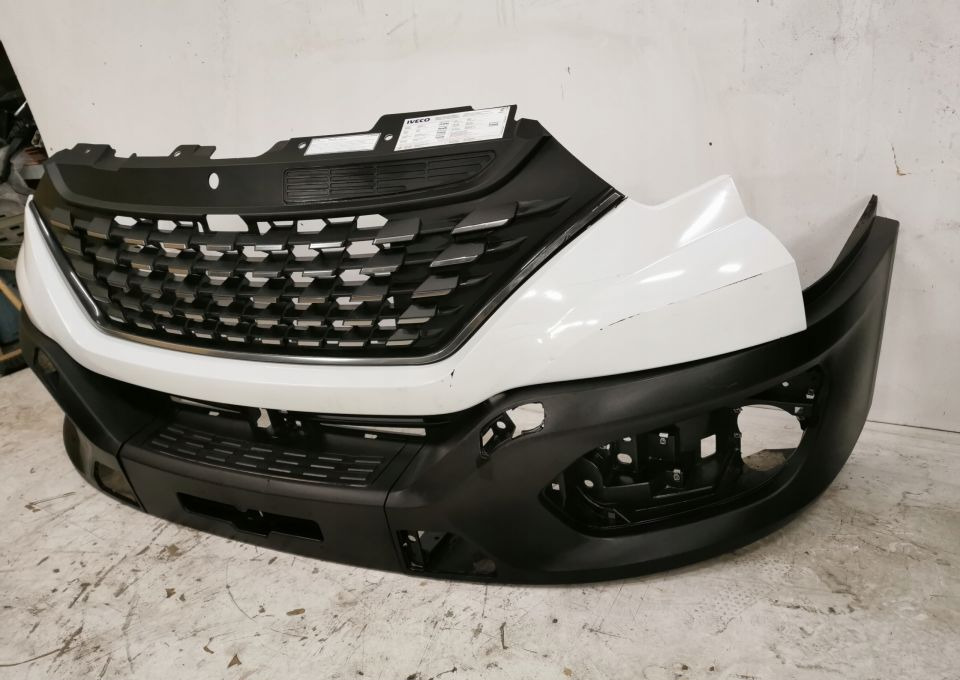 ZDERZAK GRILL IVECO DAYLY NOWY MODEL 2019r - Bară de protecție pentru Autoutilitară: Foto 2 ZDERZAK GRILL IVECO DAYLY NOWY MODEL 2019r - Bară de protecție pentru Autoutilitară: Foto 2