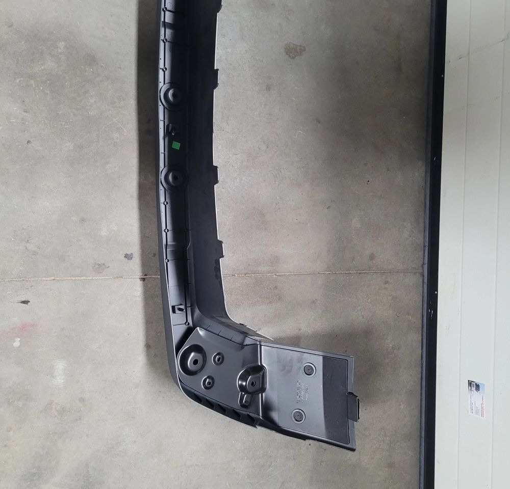 ZDERZAK VOLVO FMX 84236048 CHWALIM116 - Bară de protecție pentru Camion: Foto 5 ZDERZAK VOLVO FMX 84236048 CHWALIM116 - Bară de protecție pentru Camion: Foto 5