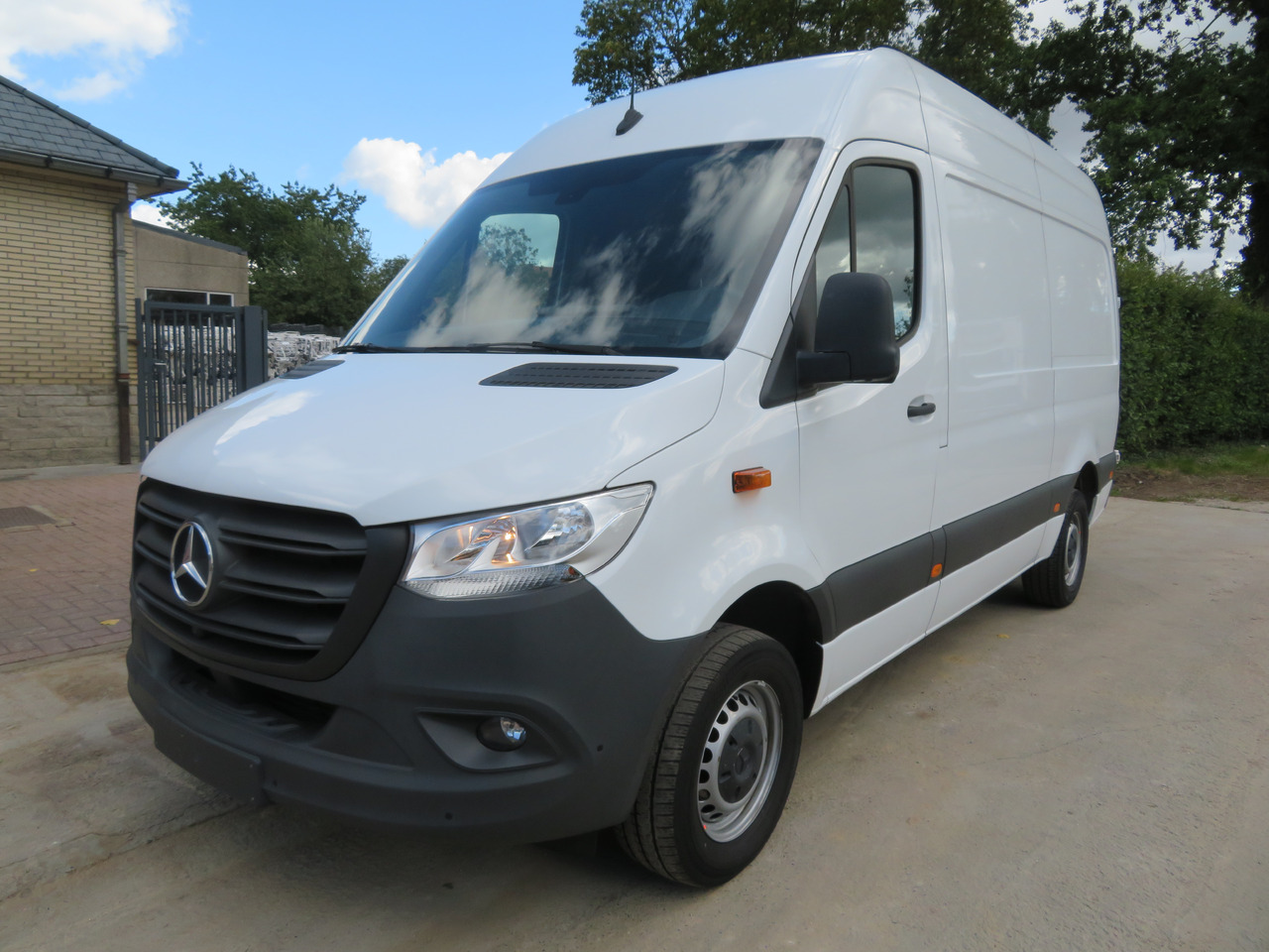 Mercedes-Benz Sprinter 317cdi - A2H2 - Autoutilitară: Foto 3 Mercedes-Benz Sprinter 317cdi - A2H2 - Autoutilitară: Foto 3