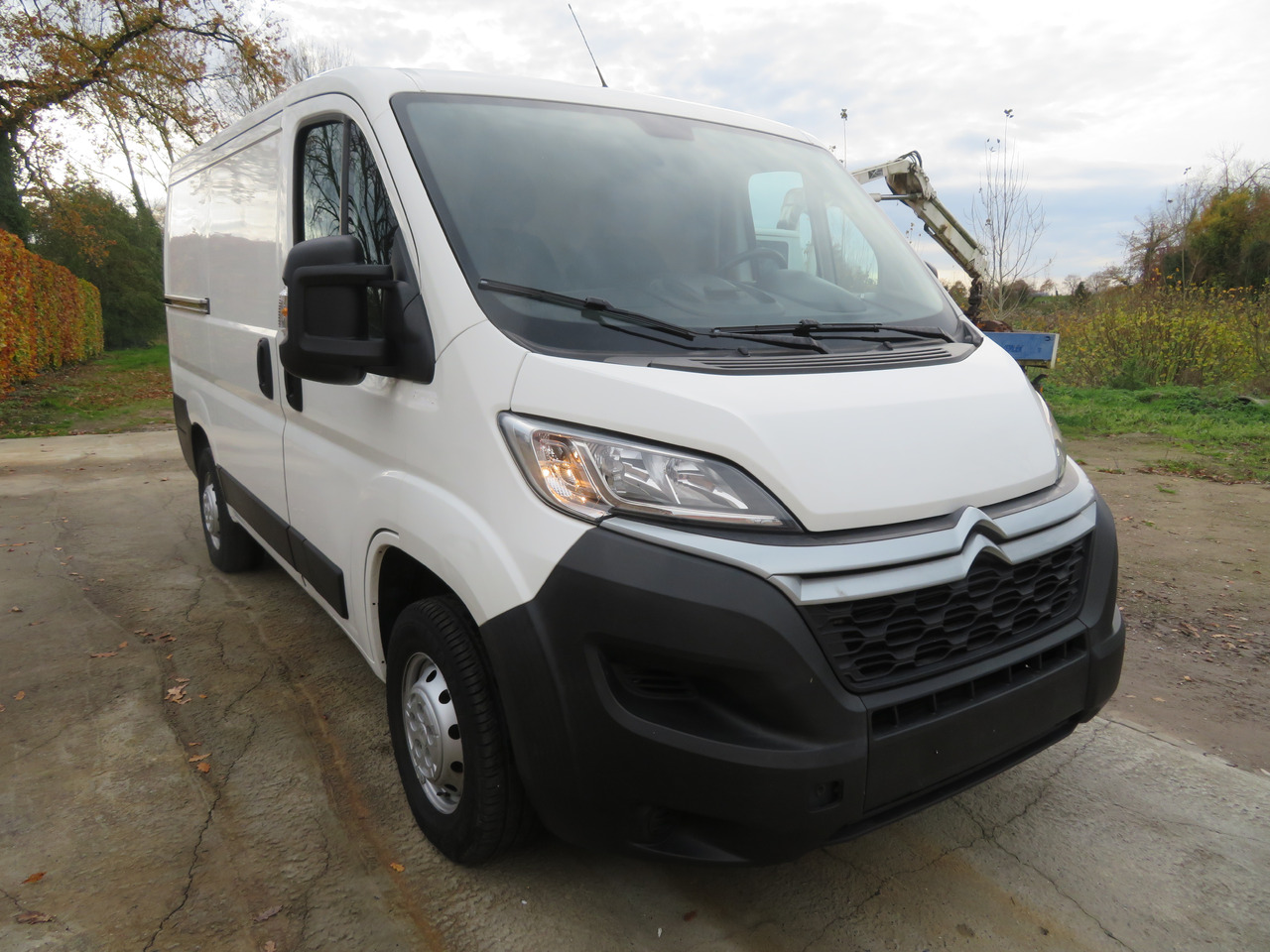 Citroën Jumper 2.2 BlueHDi - L1H1 - Autoutilitară compactă: Foto 1 Citroën Jumper 2.2 BlueHDi - L1H1 - Autoutilitară compactă: Foto 1