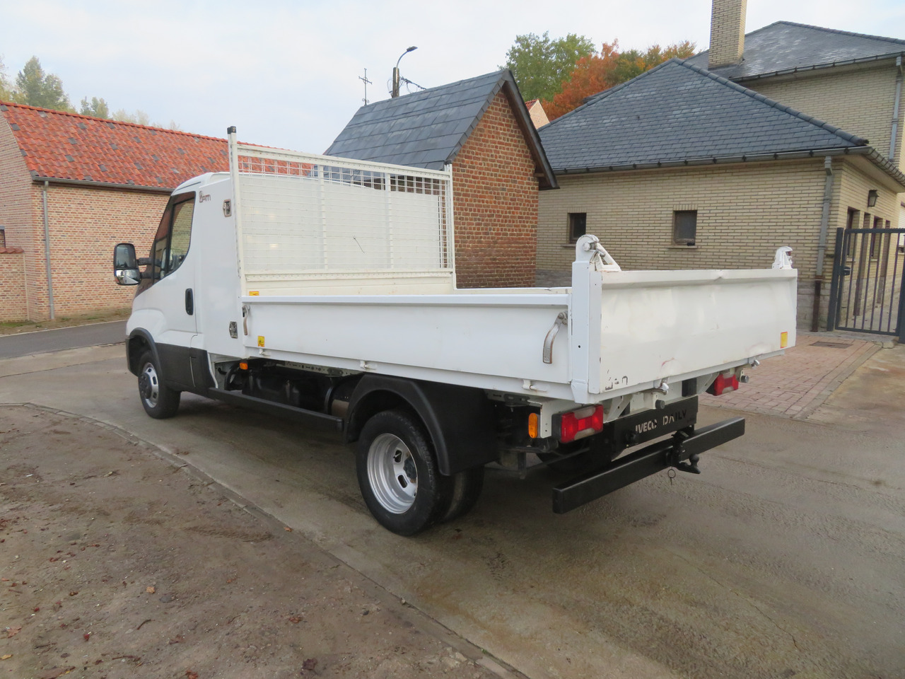 Iveco Daily 35C16 3.0 - L2 - Kipper - Autoutilitară basculantă: Foto 5 Iveco Daily 35C16 3.0 - L2 - Kipper - Autoutilitară basculantă: Foto 5