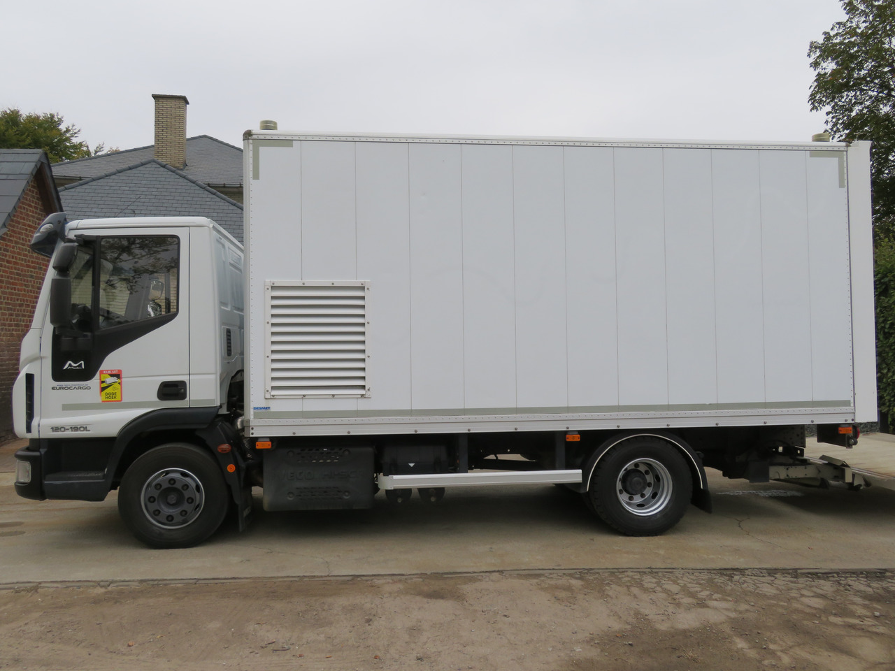 Iveco Eurocargo 120EL - Camion furgon: Foto 4 Iveco Eurocargo 120EL - Camion furgon: Foto 4