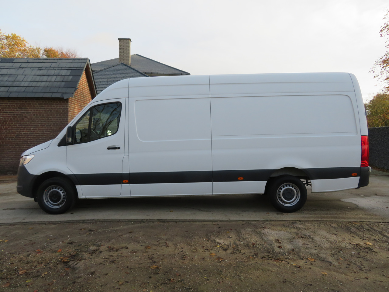 Mercedes-Benz Sprinter 317cdi - A3H2 - 3.5T trekvermogen - Dubă: Foto 4 Mercedes-Benz Sprinter 317cdi - A3H2 - 3.5T trekvermogen - Dubă: Foto 4