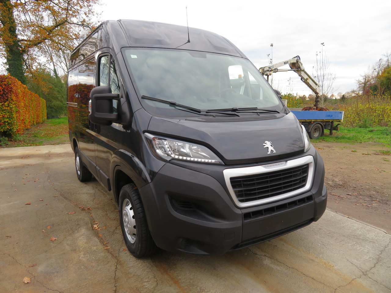 Peugeot Boxer 2.2 BlueHDI L1H2 premium - Autoutilitară compactă: Foto 1 Peugeot Boxer 2.2 BlueHDI L1H2 premium - Autoutilitară compactă: Foto 1