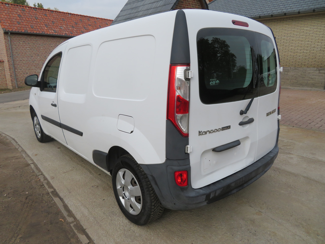 Renault Kangoo MAXI 1.5dCi - Autoutilitară compactă: Foto 5 Renault Kangoo MAXI 1.5dCi - Autoutilitară compactă: Foto 5