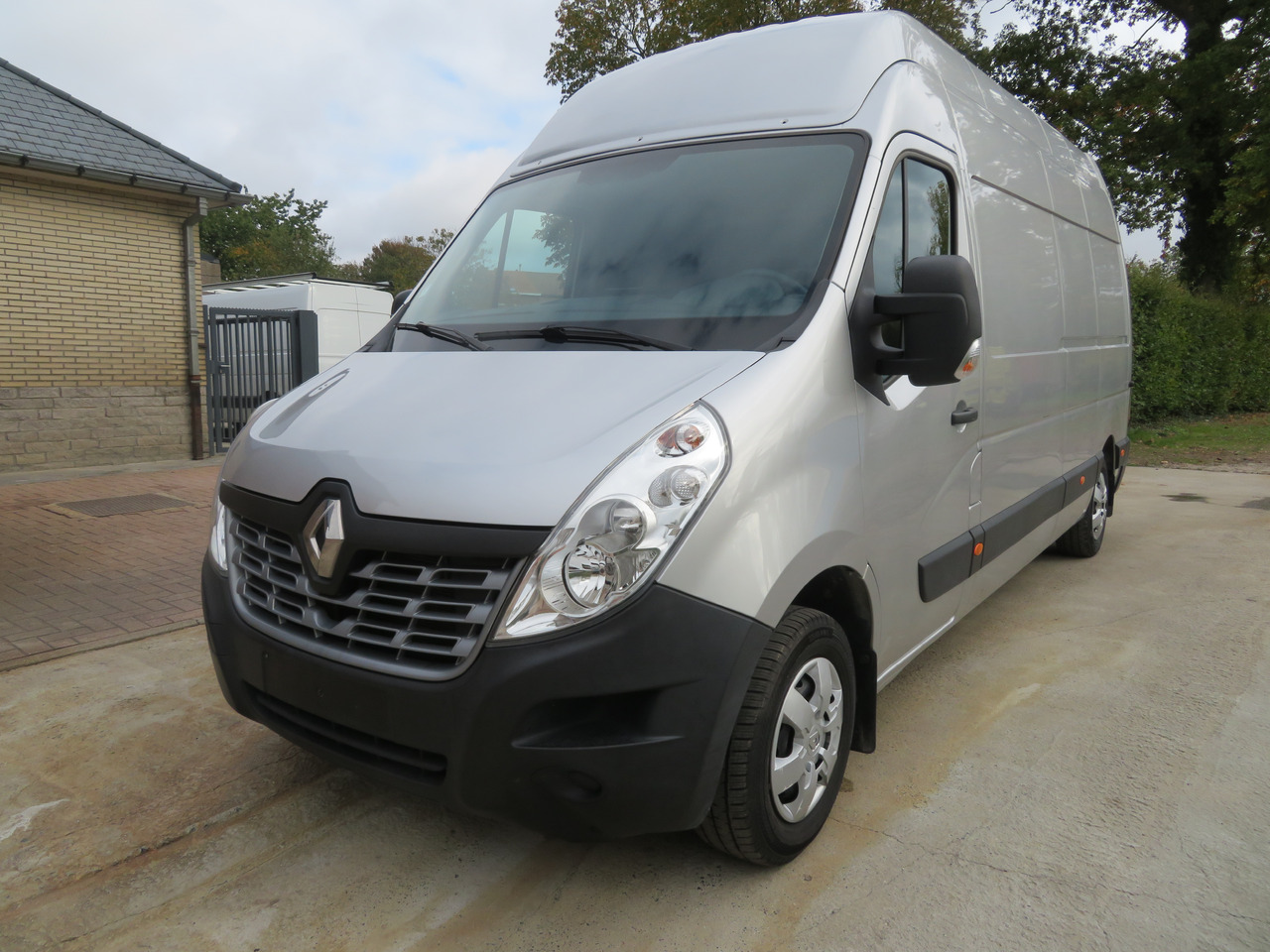Renault Master 2.3dCi Grand Confort - L3H3 - Dubă: Foto 3 Renault Master 2.3dCi Grand Confort - L3H3 - Dubă: Foto 3