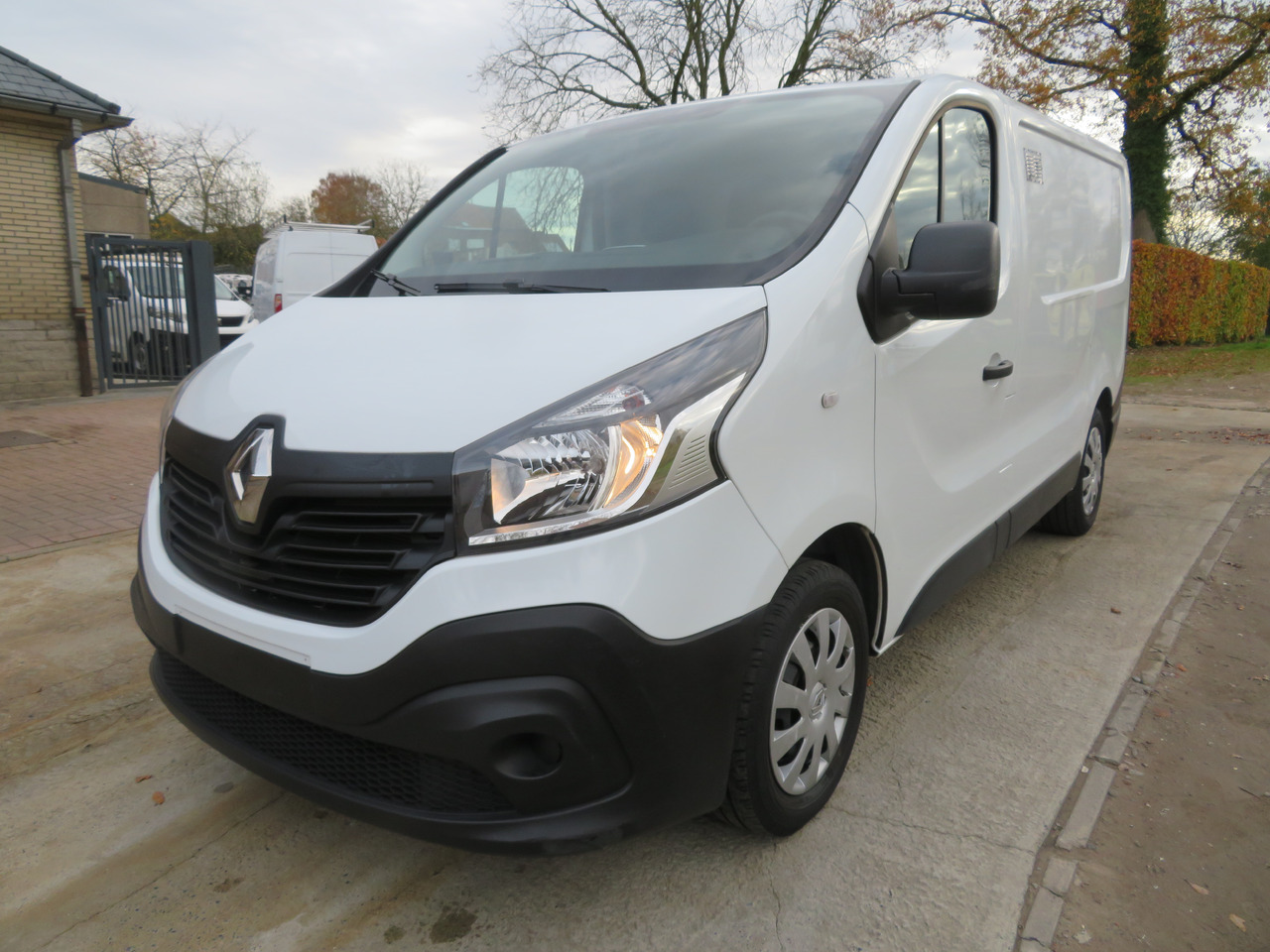 Renault Trafic 1.6dCi L1H1 - Autoutilitară compactă: Foto 3 Renault Trafic 1.6dCi L1H1 - Autoutilitară compactă: Foto 3