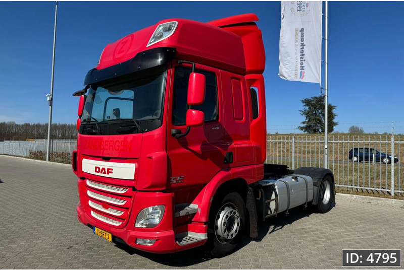 DAF CF 440 SC, Euro 6 - Cap tractor: Foto 1 DAF CF 440 SC, Euro 6 - Cap tractor: Foto 1