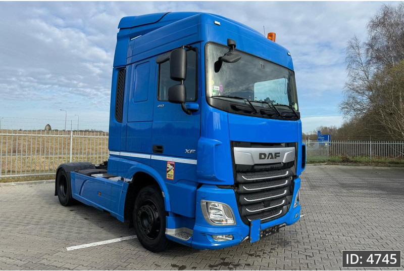DAF XF 450 SC, Euro 6, / Fridge - Cap tractor: Foto 4 DAF XF 450 SC, Euro 6, / Fridge - Cap tractor: Foto 4
