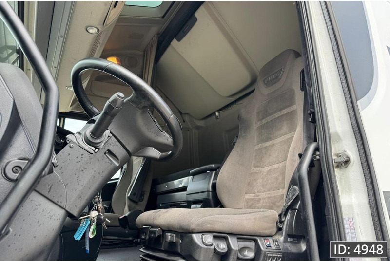 Iveco AS440STX/P Hi-Way Stralis, Euro 6, / 2 Tanks / Perfect condition / NL Truck - Cap tractor: Foto 5 Iveco AS440STX/P Hi-Way Stralis, Euro 6, / 2 Tanks / Perfect condition / NL Truck - Cap tractor: Foto 5