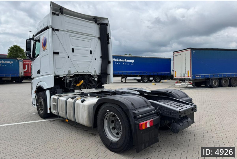 Mercedes-Benz Actros 1851 BigSpace, Euro 6, / Retarder / Standklima / 2 Tanks / BigSpace, Intarder - Cap tractor: Foto 2 Mercedes-Benz Actros 1851 BigSpace, Euro 6, / Retarder / Standklima / 2 Tanks / BigSpace, Intarder - Cap tractor: Foto 2