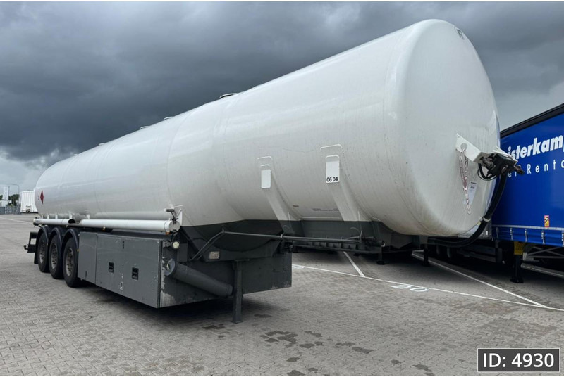 Hendricks TSA42 / Fuel tanker / 50.500L / 5 Comp / ADR - Semiremorcă cisternă: Foto 4 Hendricks TSA42 / Fuel tanker / 50.500L / 5 Comp / ADR - Semiremorcă cisternă: Foto 4