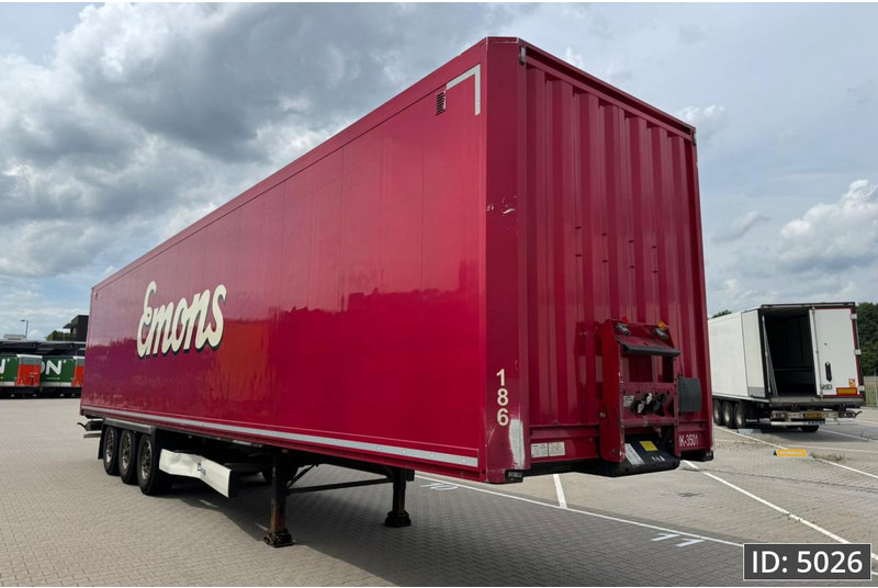 Krone SD / Disk brakes / Double stock - Semiremorcă furgon: Foto 4 Krone SD / Disk brakes / Double stock - Semiremorcă furgon: Foto 4