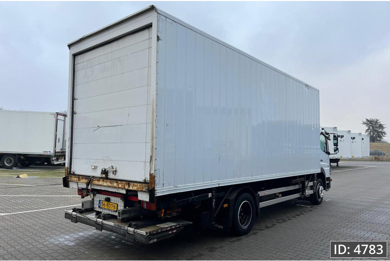 Mercedes-Benz Atego 1218 Day Cab, Euro 5, BDF / EPS automatic / standklima / DHOLLANDIA 2000KG - Camion transport containere/ Swap body: Foto 3 Mercedes-Benz Atego 1218 Day Cab, Euro 5, BDF / EPS automatic / standklima / DHOLLANDIA 2000KG - Camion transport containere/ Swap body: Foto 3