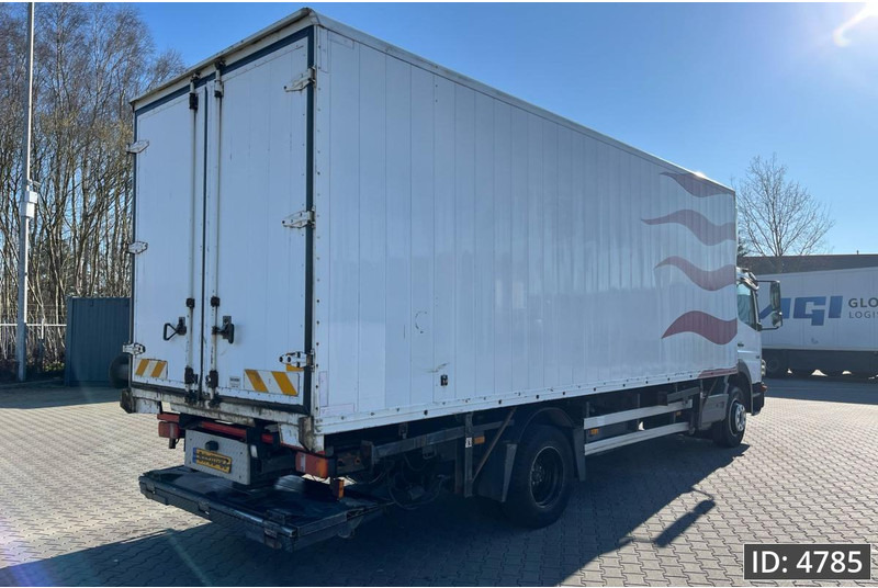 Mercedes-Benz Atego 1318 Day Cab, Euro 5, BDF / EPS automatic / DHOLLANDIA 2000KG - Camion transport containere/ Swap body: Foto 3 Mercedes-Benz Atego 1318 Day Cab, Euro 5, BDF / EPS automatic / DHOLLANDIA 2000KG - Camion transport containere/ Swap body: Foto 3