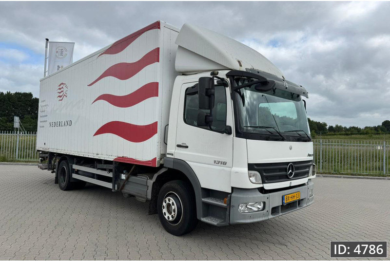 Mercedes-Benz Atego 1318 Day Cab, Euro 5, BDF / EPS automatic / DHOLLANDIA 2000KG - Camion transport containere/ Swap body: Foto 4 Mercedes-Benz Atego 1318 Day Cab, Euro 5, BDF / EPS automatic / DHOLLANDIA 2000KG - Camion transport containere/ Swap body: Foto 4