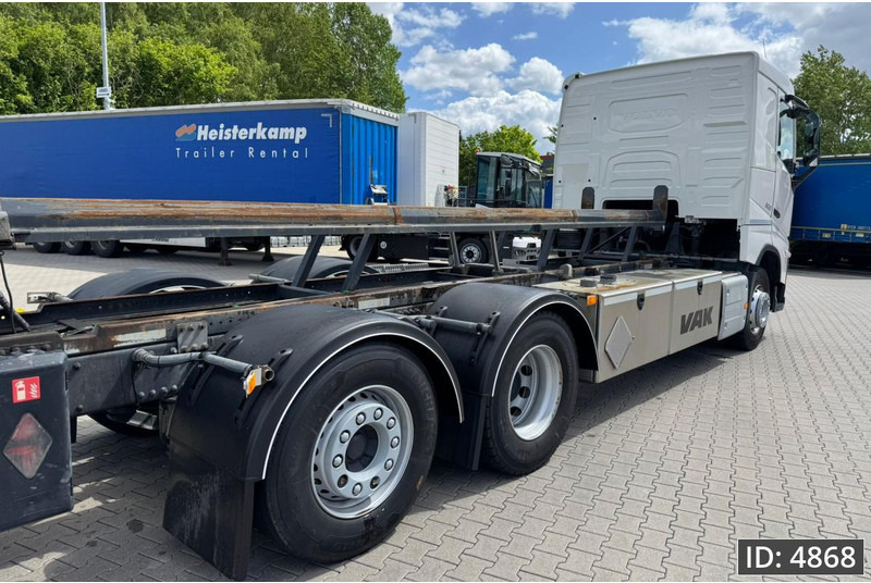 Volvo FH 500 Globetrotter, Euro 6, / 6x2 / Hydraulic body / frame 7.4 m / Tail lift - Camion transport containere/ Swap body: Foto 5 Volvo FH 500 Globetrotter, Euro 6, / 6x2 / Hydraulic body / frame 7.4 m / Tail lift - Camion transport containere/ Swap body: Foto 5