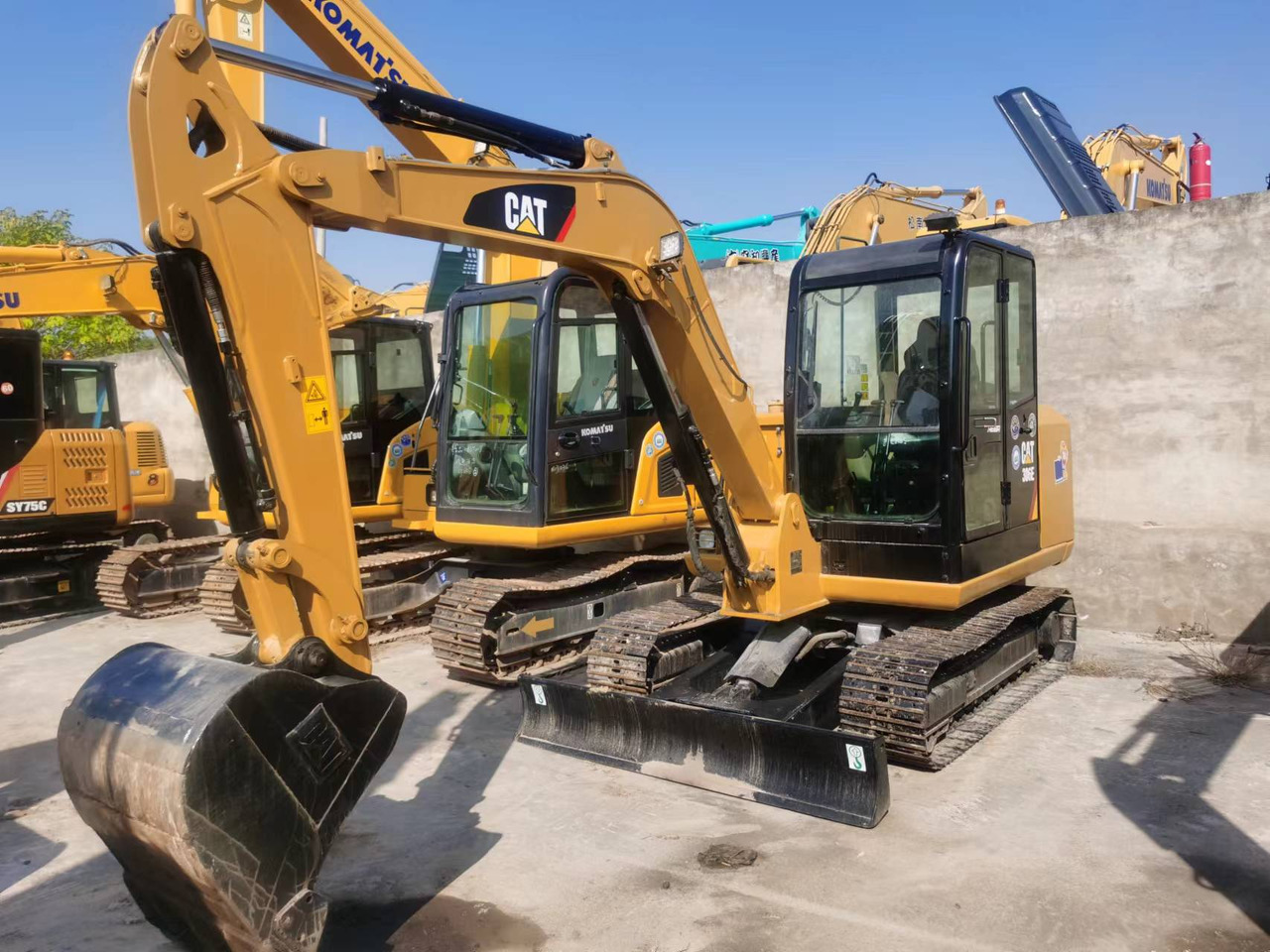 CATERPILLAR 306E - Excavator pe şenile: Foto 1 CATERPILLAR 306E - Excavator pe şenile: Foto 1