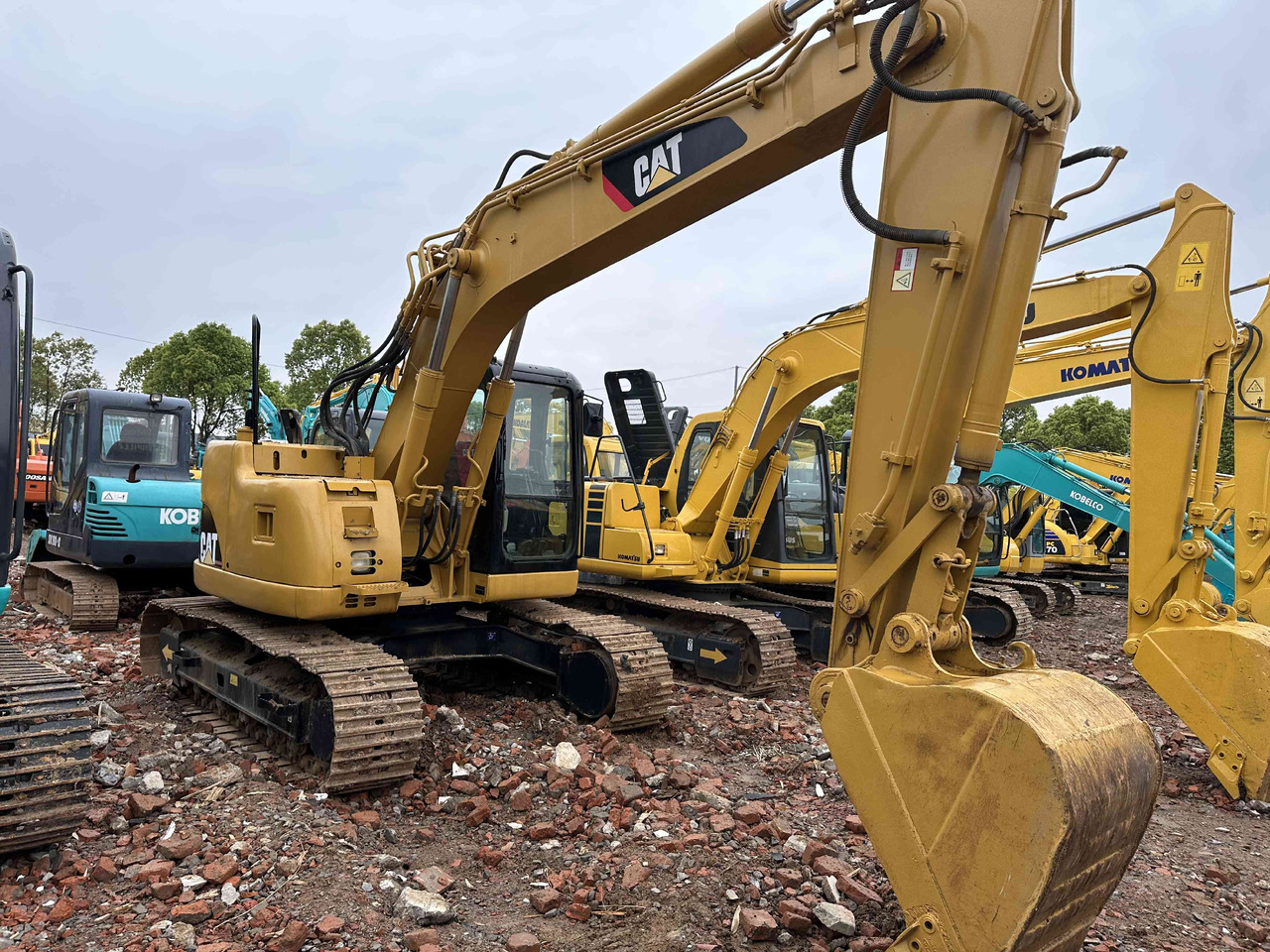 CATERPILLAR 313C Wheel Excavator Click for Discount - Excavator pe şenile: Foto 1 CATERPILLAR 313C Wheel Excavator Click for Discount - Excavator pe şenile: Foto 1