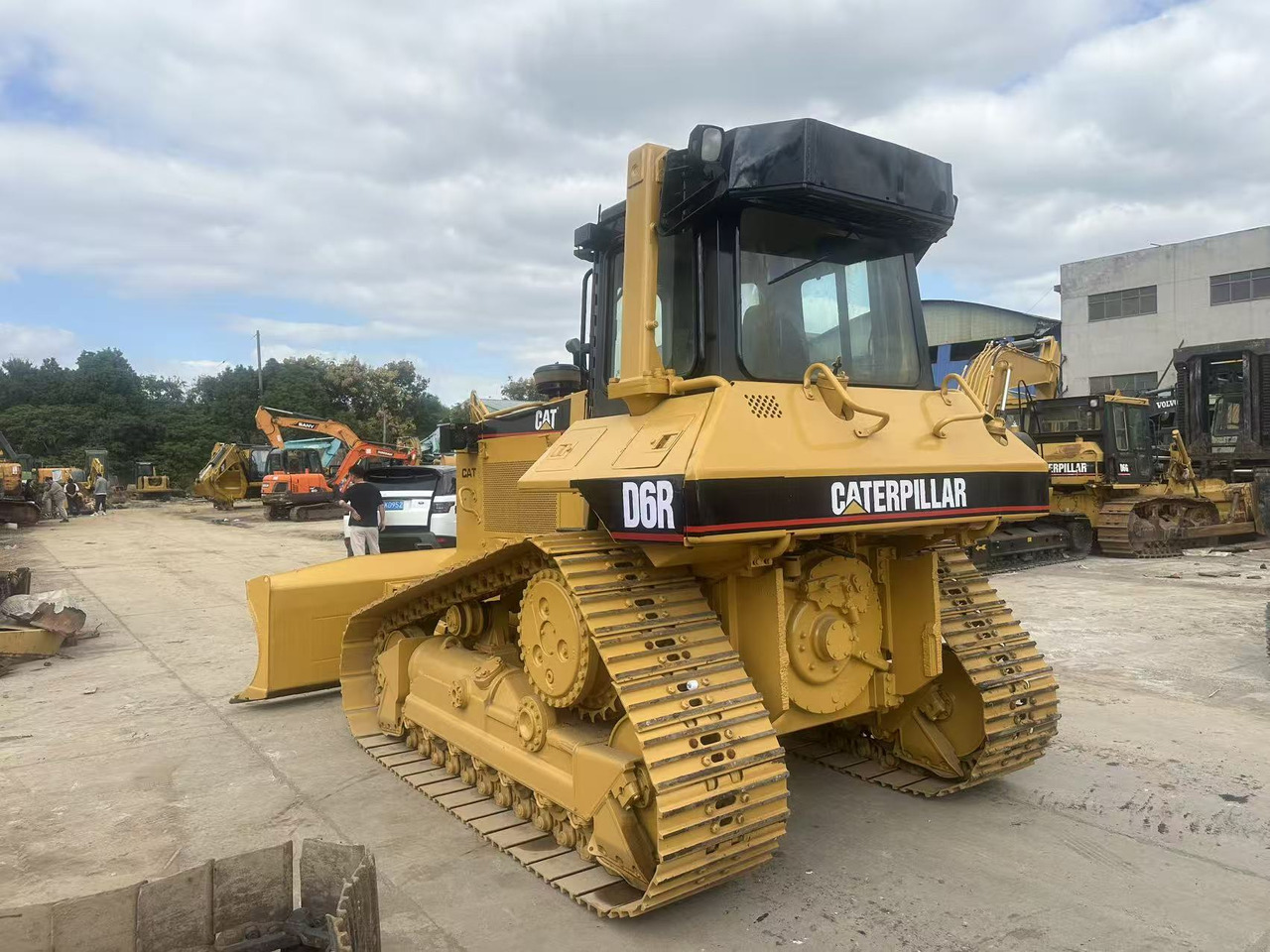 CATERPILLAR D6R Bulldozer Click forDiscount - Buldozer: Foto 4 CATERPILLAR D6R Bulldozer Click forDiscount - Buldozer: Foto 4