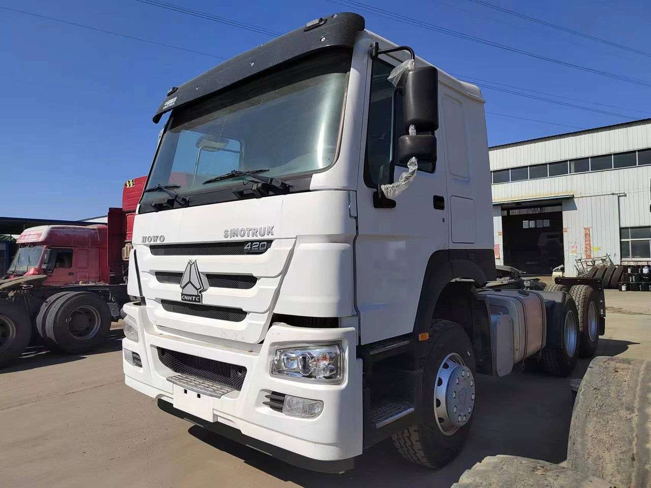 SINOTRUK HOWO 420 CLICK HERE FOR DISCOUNT - Cap tractor: Foto 1 SINOTRUK HOWO 420 CLICK HERE FOR DISCOUNT - Cap tractor: Foto 1