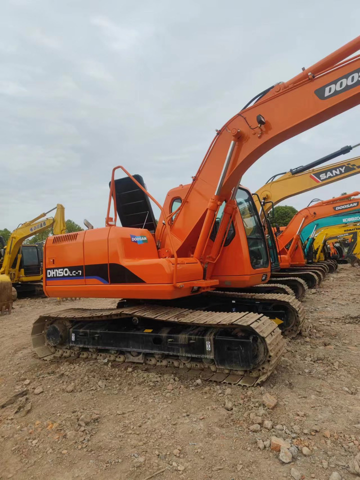 DOOSAN DH150LC-7 Crawler Excavator - Excavator pe şenile: Foto 5 DOOSAN DH150LC-7 Crawler Excavator - Excavator pe şenile: Foto 5