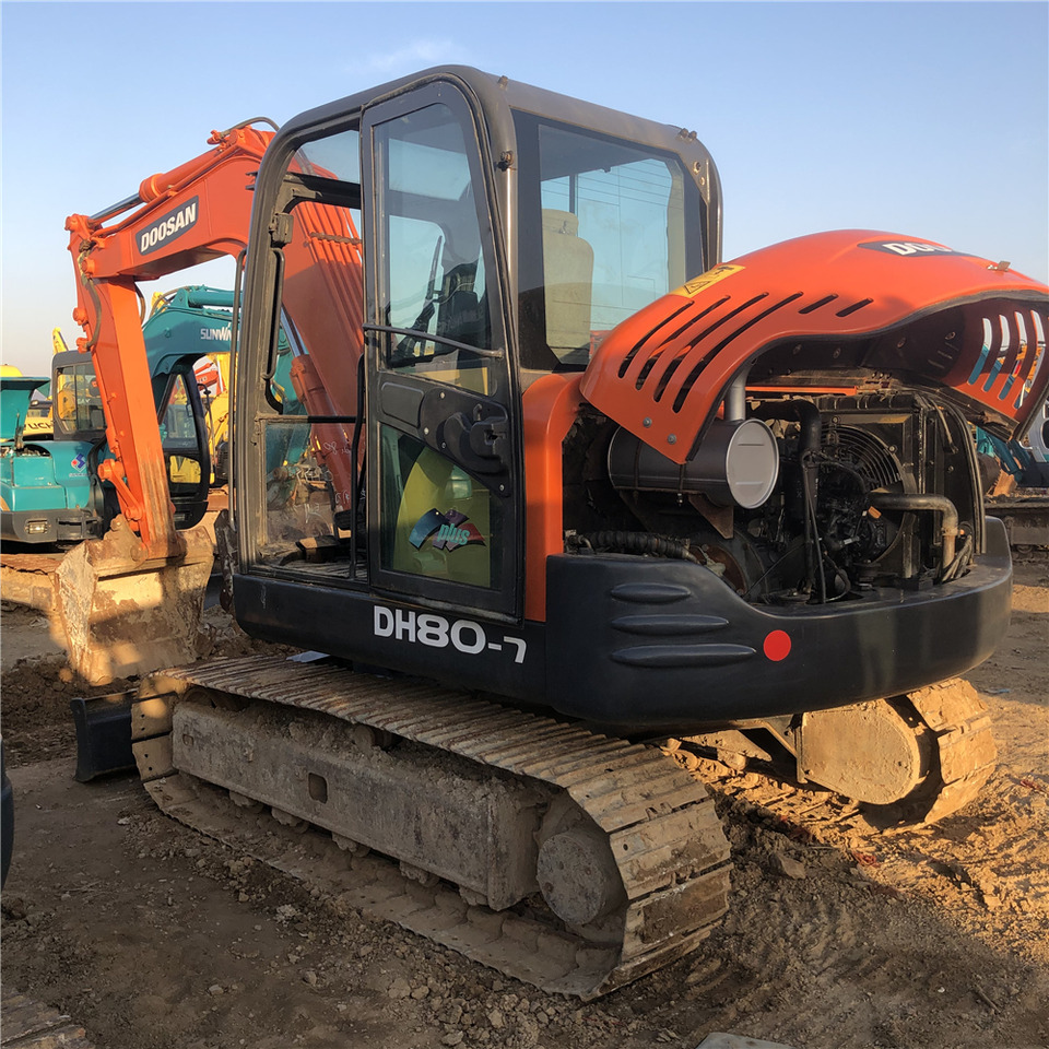 DOOSAN DH80-7 - Excavator pe şenile: Foto 3 DOOSAN DH80-7 - Excavator pe şenile: Foto 3