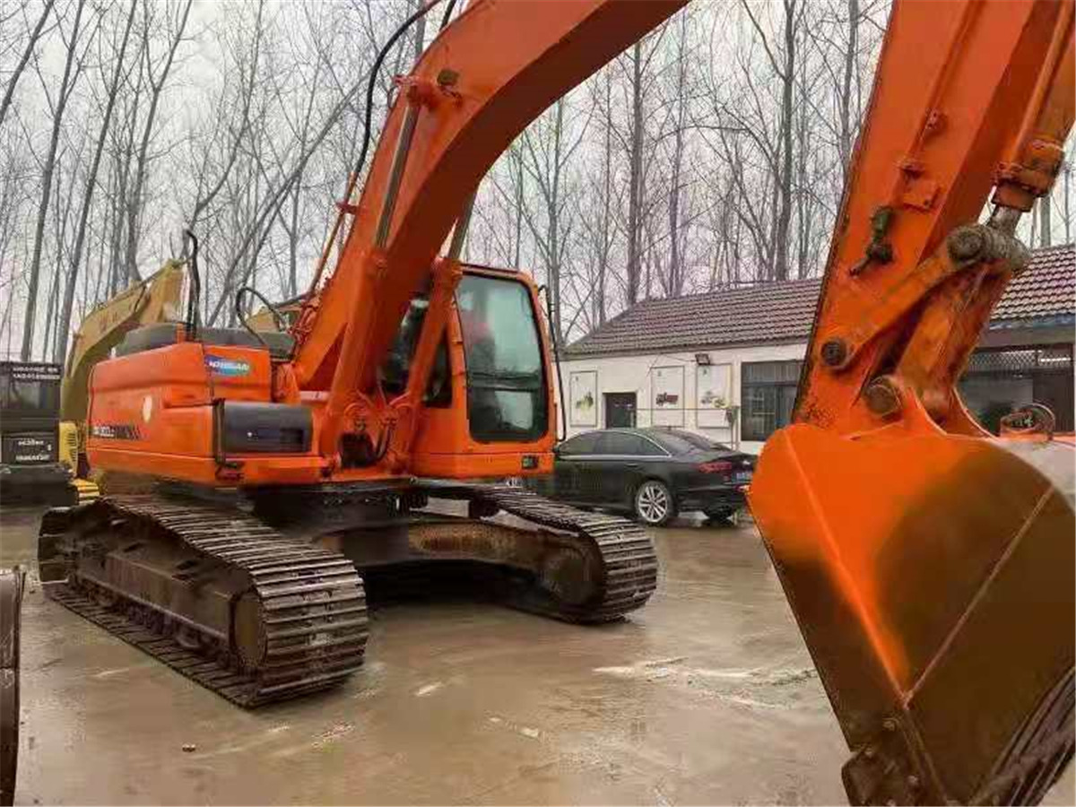 DOOSAN Excavator DX300 Click Here for Discount - Excavator pe şenile: Foto 3 DOOSAN Excavator DX300 Click Here for Discount - Excavator pe şenile: Foto 3