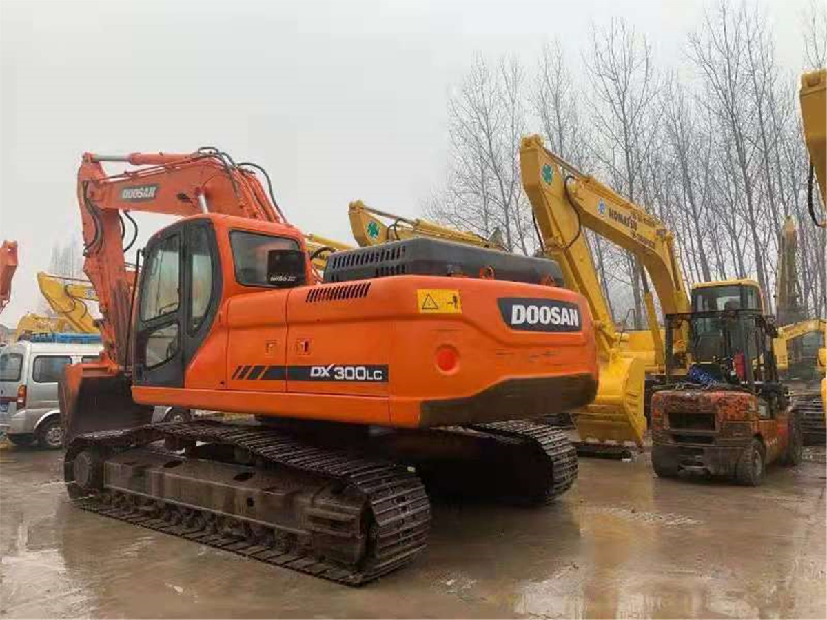 DOOSAN Excavator DX300 Click Here for Discount - Excavator pe şenile: Foto 4 DOOSAN Excavator DX300 Click Here for Discount - Excavator pe şenile: Foto 4