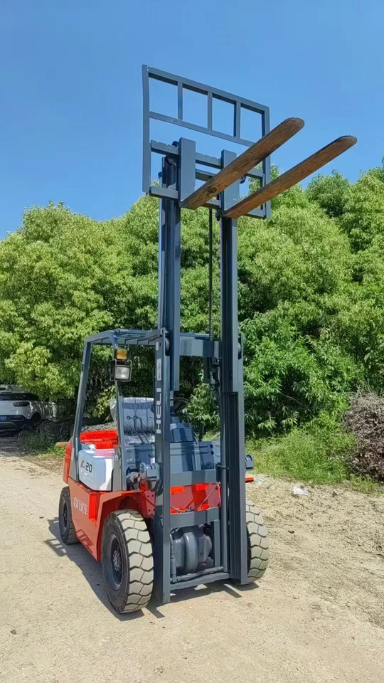 HELI Forklift K20 Click for Discount - Stivuitor diesel: Foto 5 HELI Forklift K20 Click for Discount - Stivuitor diesel: Foto 5