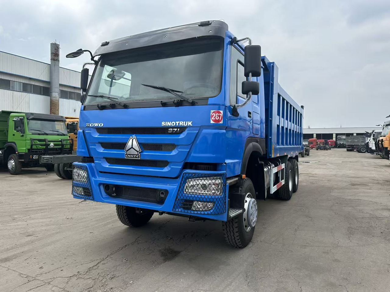 HOWO 371HP Dump Truck 6x4 Click Here for Discount - Camion basculantă: Foto 1 HOWO 371HP Dump Truck 6x4 Click Here for Discount - Camion basculantă: Foto 1