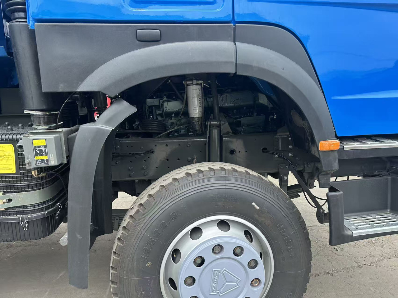 HOWO 371HP Dump Truck 6x4 Click Here for Discount - Camion basculantă: Foto 5 HOWO 371HP Dump Truck 6x4 Click Here for Discount - Camion basculantă: Foto 5