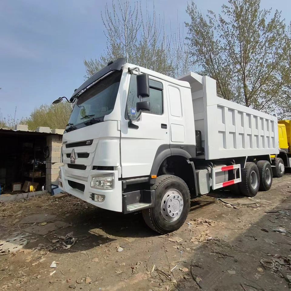 HOWO 371HP Dump Truck Click for Discount - Camion basculantă: Foto 2 HOWO 371HP Dump Truck Click for Discount - Camion basculantă: Foto 2