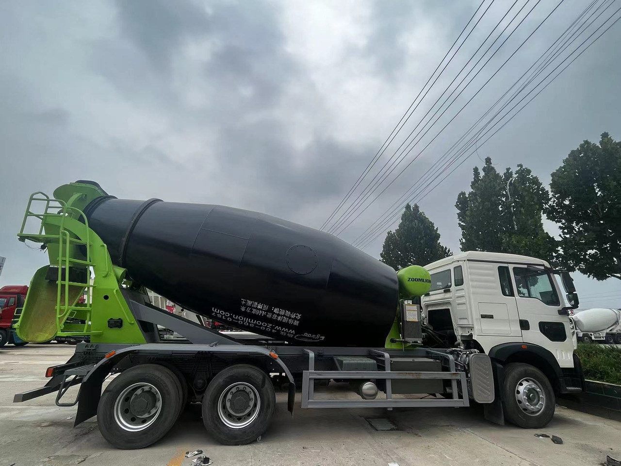 HOWO TX350 Cement Mixer Truck - Autobetonieră: Foto 1 HOWO TX350 Cement Mixer Truck - Autobetonieră: Foto 1