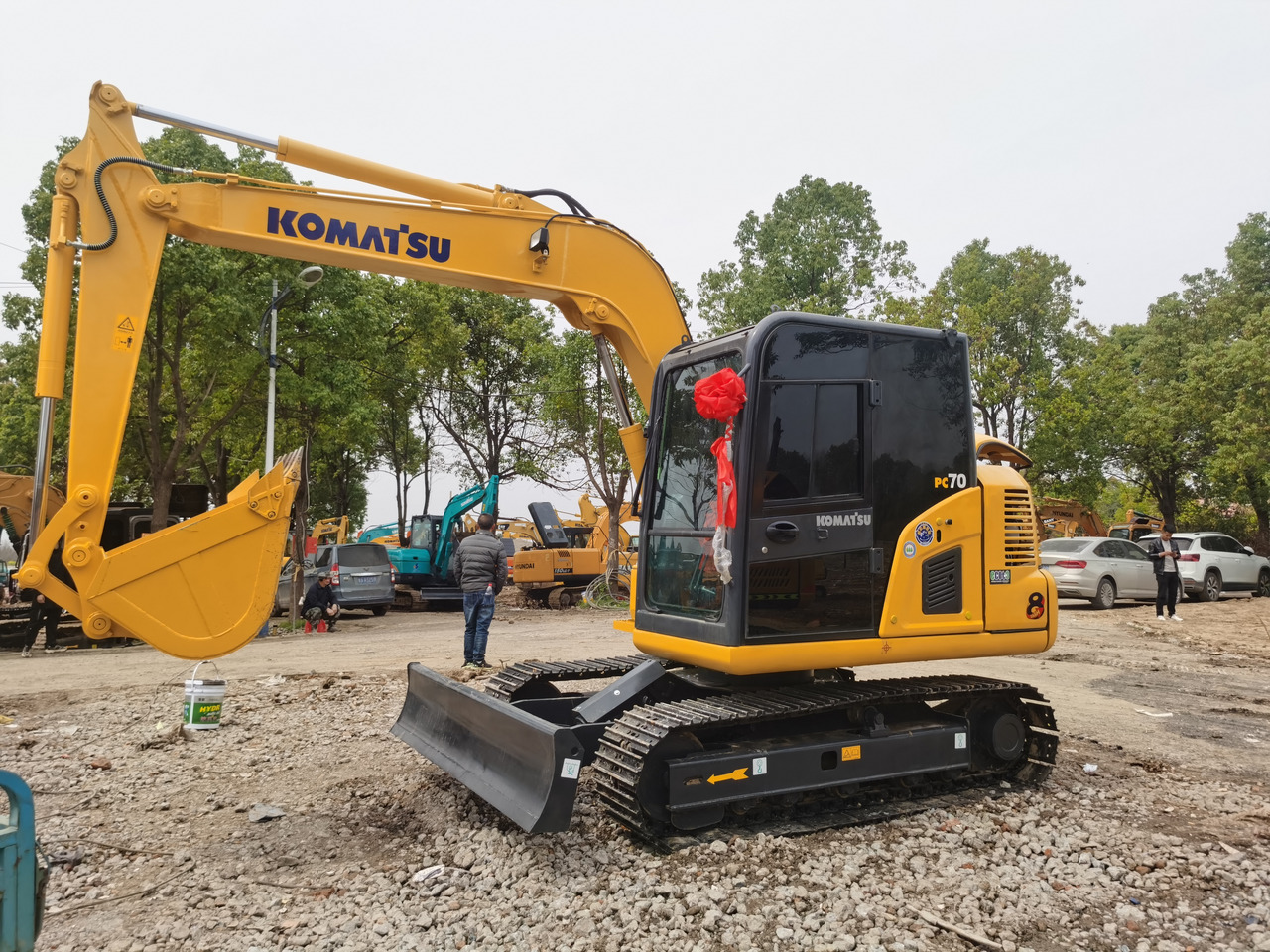 KOMATSU PC70-8 - Excavator pe şenile: Foto 1 KOMATSU PC70-8 - Excavator pe şenile: Foto 1