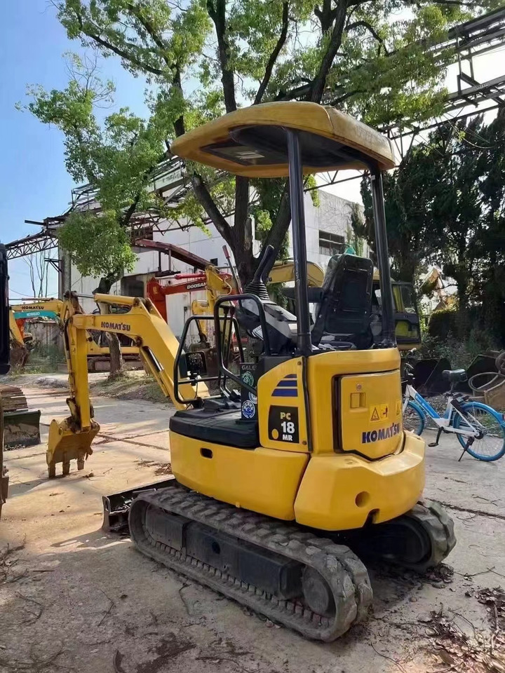 Komatsu PC18 - Excavator pe şenile: Foto 3 Komatsu PC18 - Excavator pe şenile: Foto 3