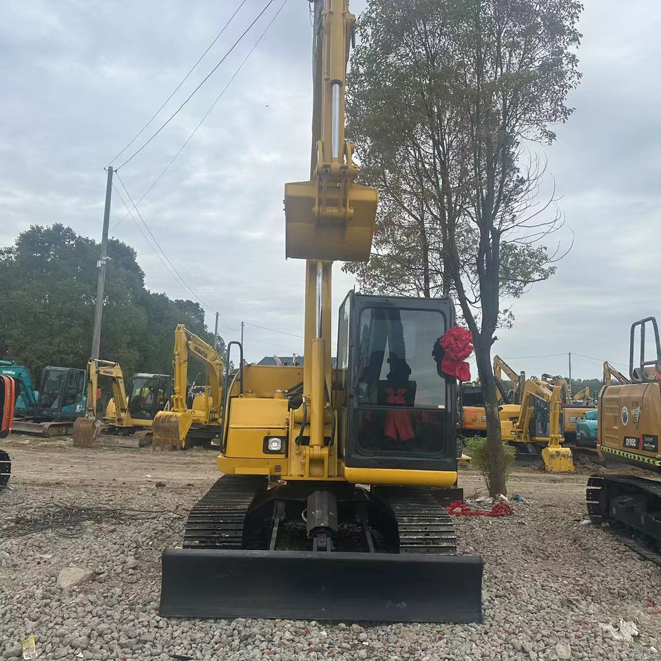 Komatsu PC70-8 Mini Excavator Good Condition - Mini excavator: Foto 2 Komatsu PC70-8 Mini Excavator Good Condition - Mini excavator: Foto 2