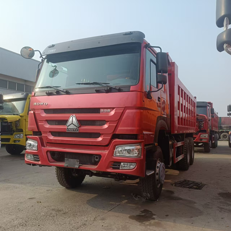 SINOTRUK HOWO 6x4 Dump Truck Click for Discount - Camion basculantă: Foto 1 SINOTRUK HOWO 6x4 Dump Truck Click for Discount - Camion basculantă: Foto 1