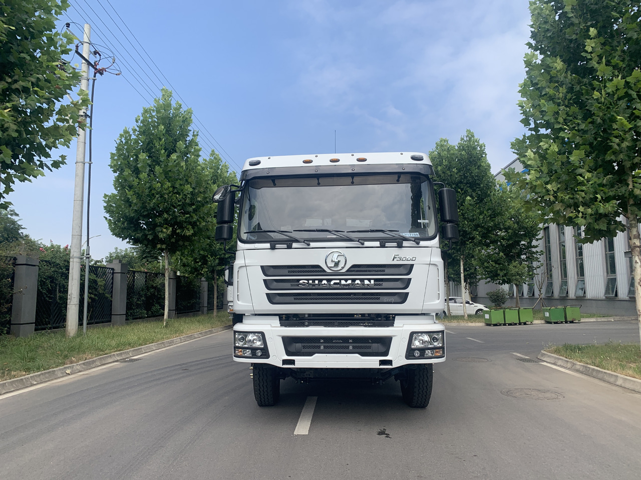 Shacman 6*4 Dump Truck New Brand Click for Discount - Camion basculantă: Foto 4 Shacman 6*4 Dump Truck New Brand Click for Discount - Camion basculantă: Foto 4