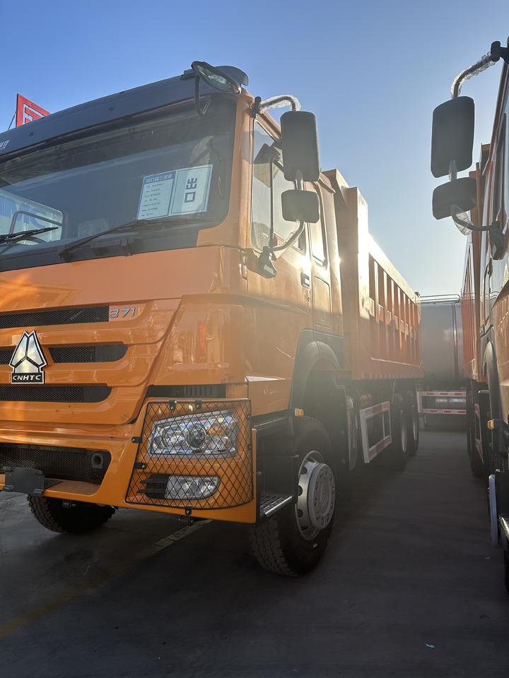 Sinotrack HOWO 6x4 Dump Truck Click for Discount - Camion basculantă: Foto 2 Sinotrack HOWO 6x4 Dump Truck Click for Discount - Camion basculantă: Foto 2