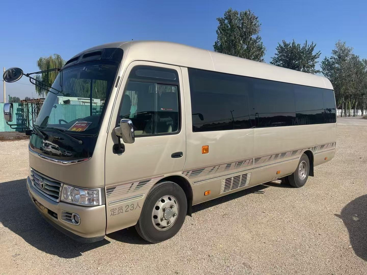TOYOTA Coaster - Autobuz urban: Foto 1 TOYOTA Coaster - Autobuz urban: Foto 1