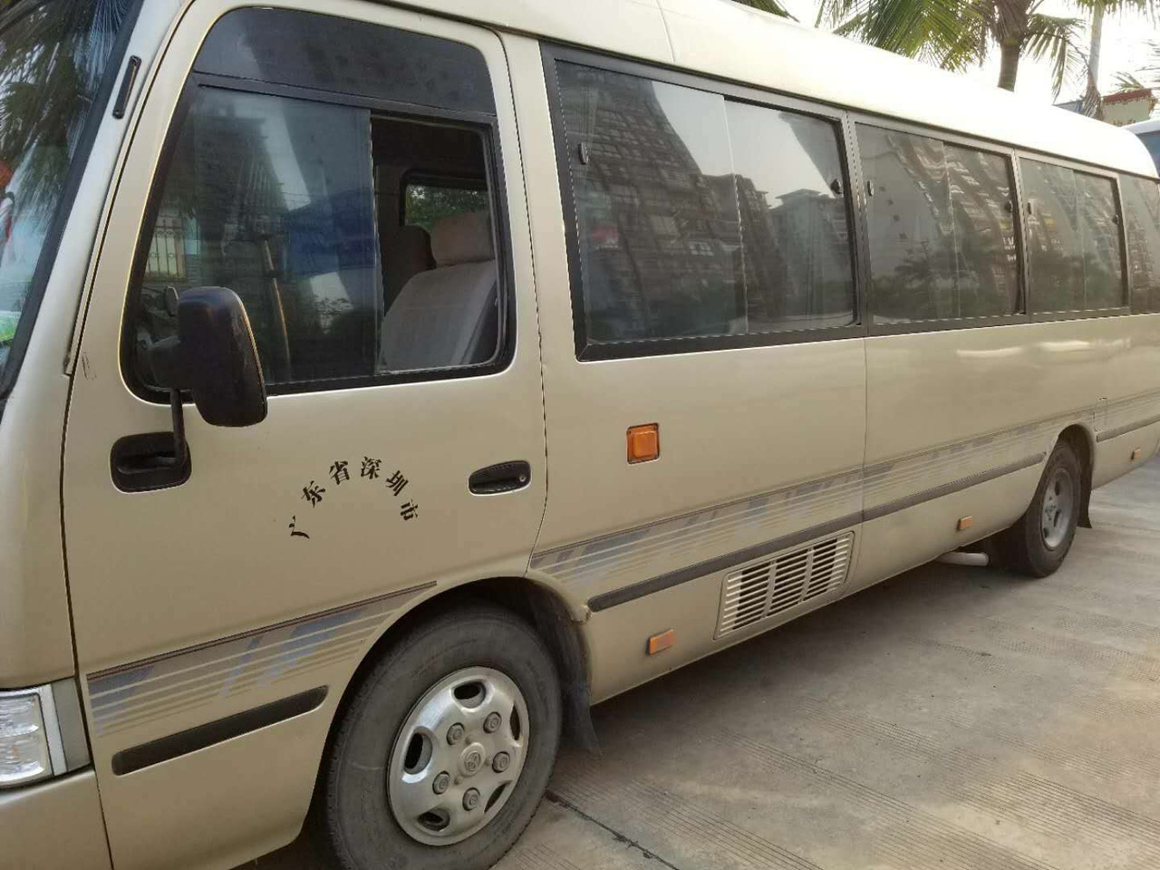 TOYOTA Coaster - Autobuz urban: Foto 2 TOYOTA Coaster - Autobuz urban: Foto 2