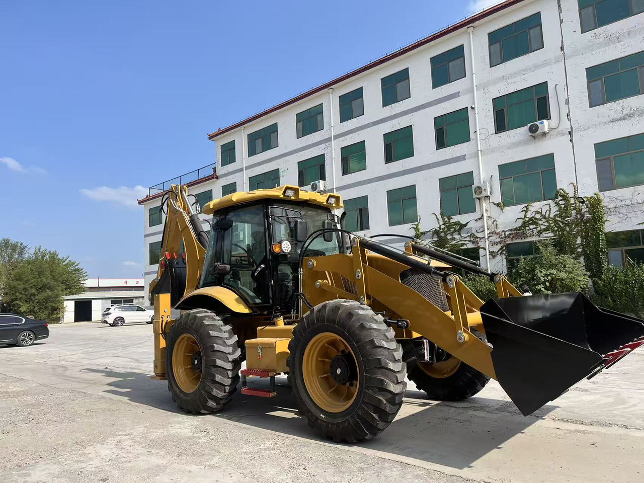 XCMG Backhoe Loader Click for Discount - Buldoexcavator: Foto 4 XCMG Backhoe Loader Click for Discount - Buldoexcavator: Foto 4