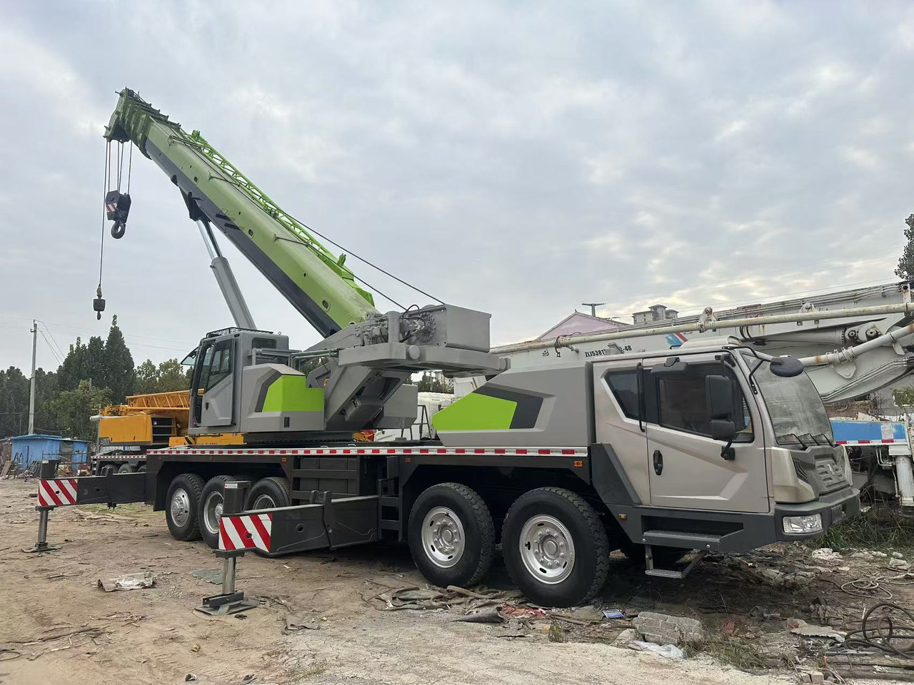 ZOOMLION Crane 50Ton - Macara tot teren: Foto 5 ZOOMLION Crane 50Ton - Macara tot teren: Foto 5