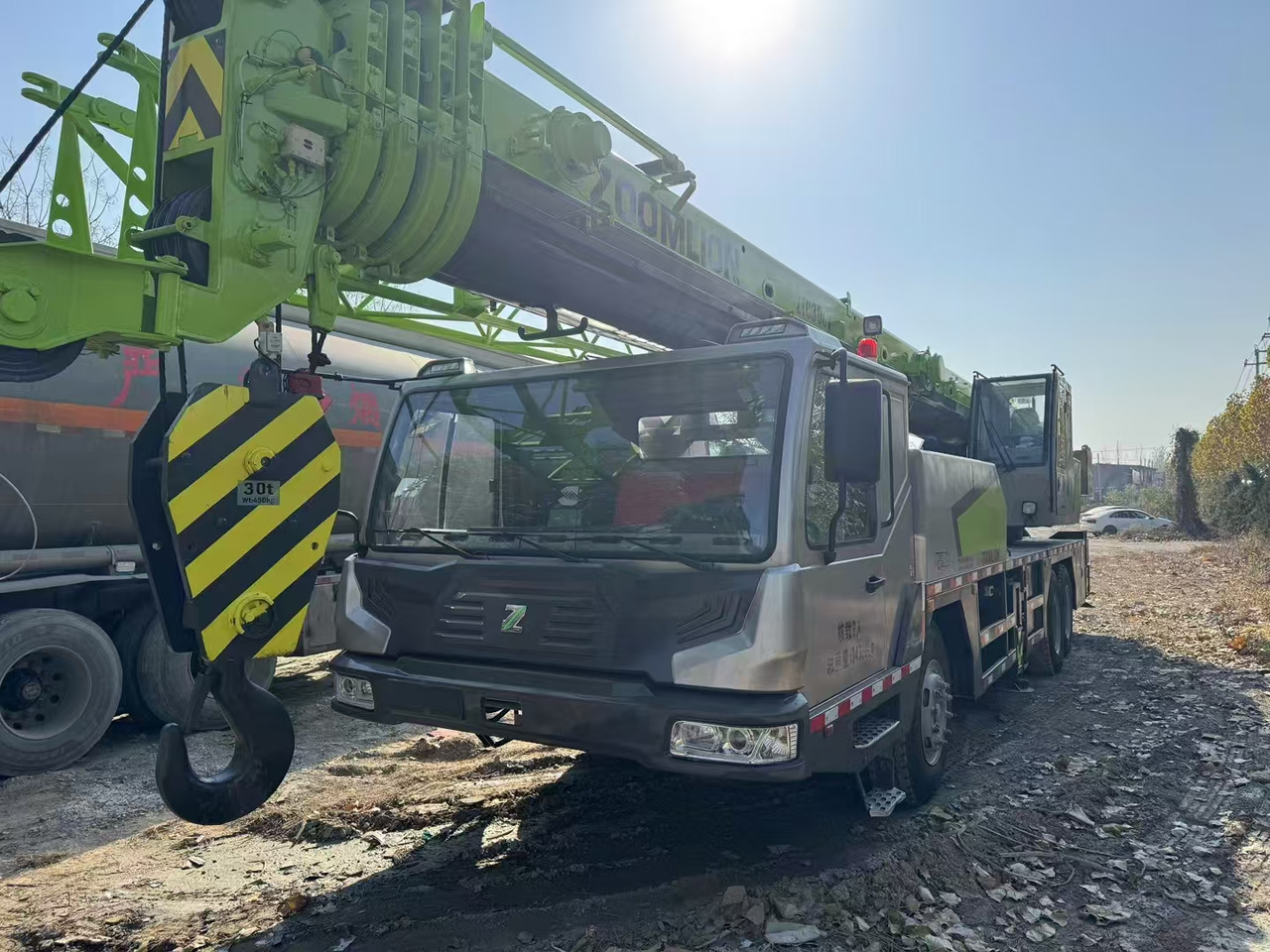 ZOOMLION Crane ZTC300V 30Ton - Macara tot teren: Foto 3 ZOOMLION Crane ZTC300V 30Ton - Macara tot teren: Foto 3