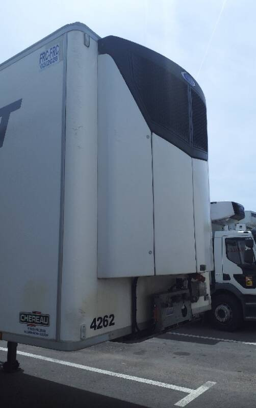 Semi-remorque 3 Essieux FRIGO 38 TONNES HAYON CAISSE CHEREAU GROUPE CARRIER VECTOR HE 19 MT - Semiremorcă frigider: Foto 2 Semi-remorque 3 Essieux FRIGO 38 TONNES HAYON CAISSE CHEREAU GROUPE CARRIER VECTOR HE 19 MT - Semiremorcă frigider: Foto 2