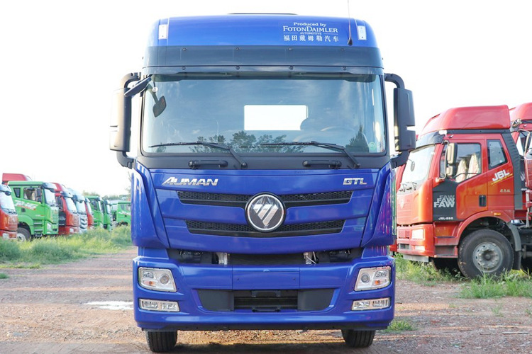 FOTON Foton 8x4 Tractor Head for Sale in Zambia - Cap tractor: Foto 2 FOTON Foton 8x4 Tractor Head for Sale in Zambia - Cap tractor: Foto 2